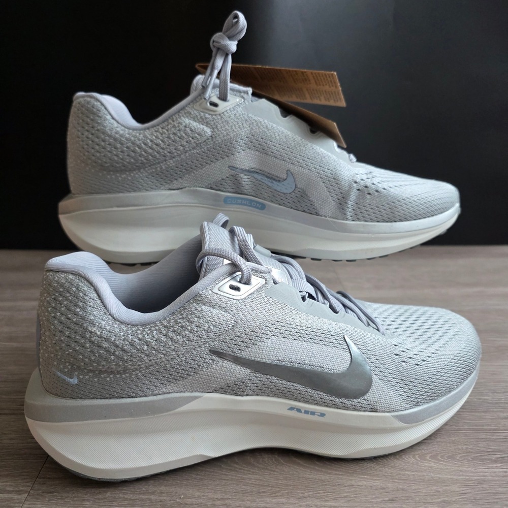 Nike Air Winflo 11 Women 9.5 Gray Running Shoes FJ9510-005 Cushlon NEW